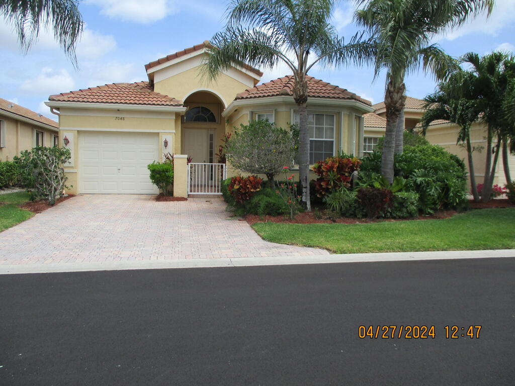 7048 Cataluna Circle, Delray Beach, FL 33446