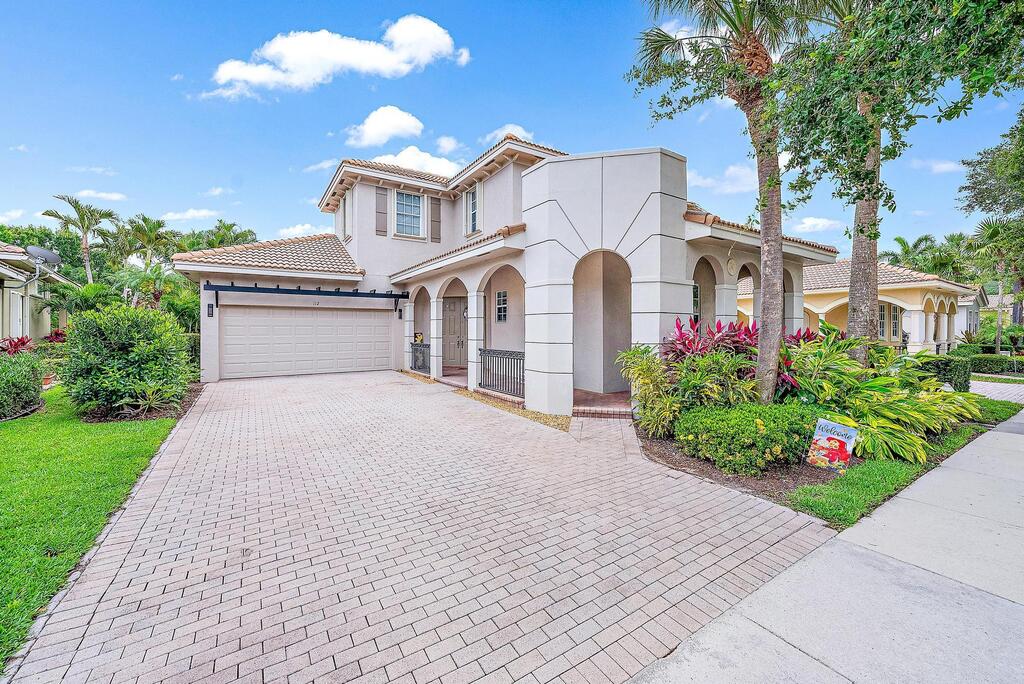 112 Via Castilla , Jupiter, FL 33458