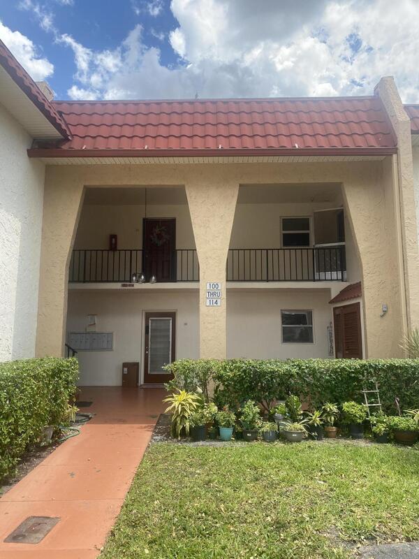 114 Lake Carol Drive, West Palm Beach, FL 33411