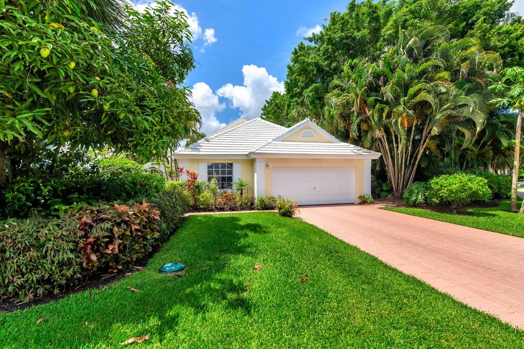 9358 Heathridge Drive, West Palm Beach, FL 33411