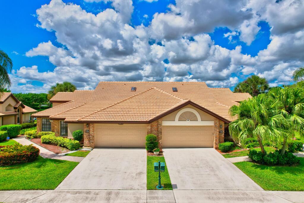 7146 Le Chalet Boulevard, Boynton Beach, FL 33472