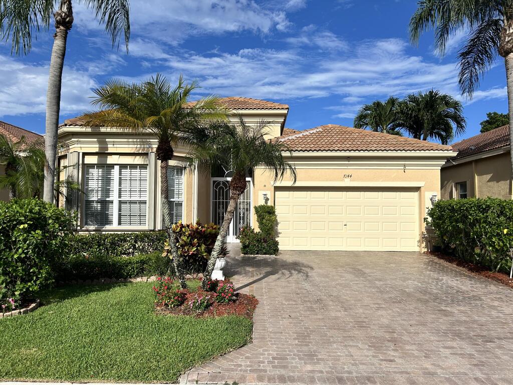 7144 Demedici Circle, Delray Beach, FL 33446