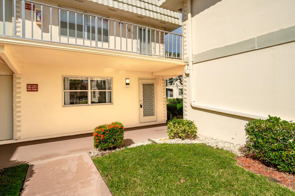 682 Saxony O , Delray Beach, FL 33446