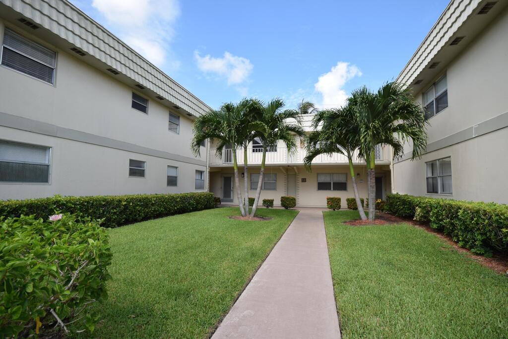 701 Saxony O , Delray Beach, FL 33446