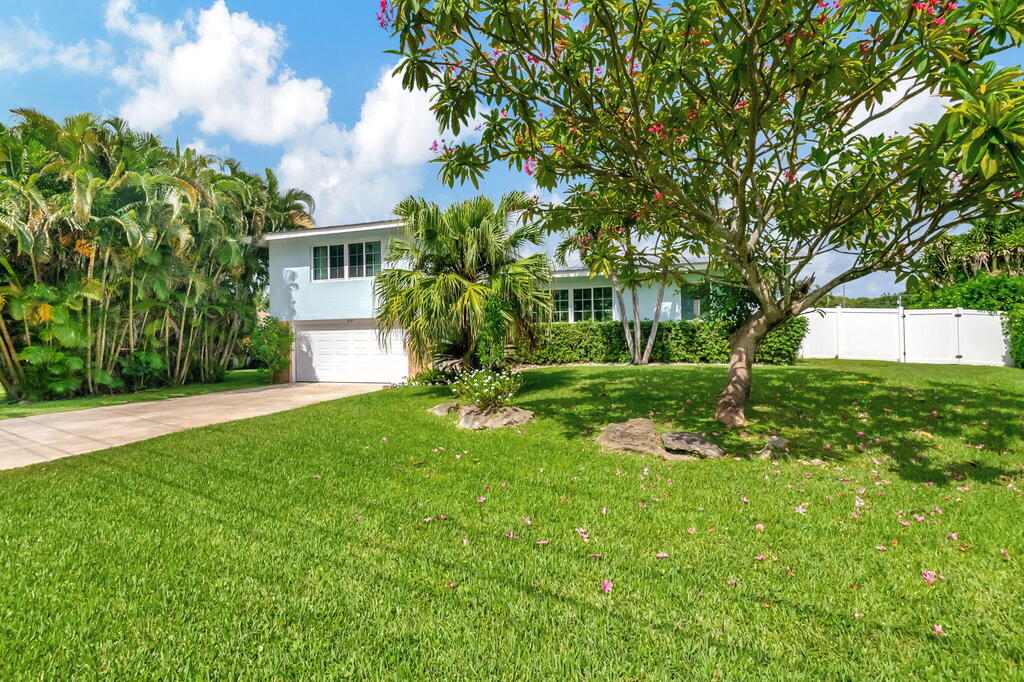 3101 Canal Drive, Boynton Beach, FL 33435