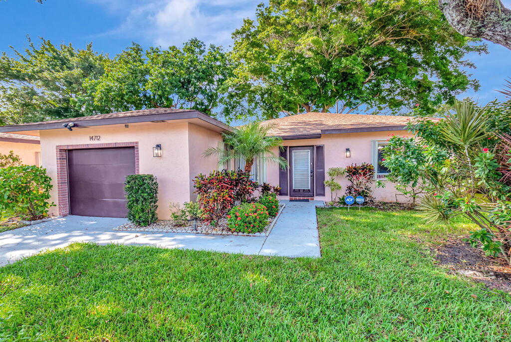 14712 Bonaire Boulevard, Delray Beach, FL 33446