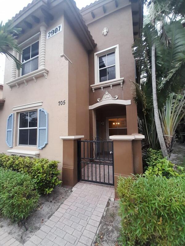 2907 Hope Valley Street, West Palm Beach, FL 33411