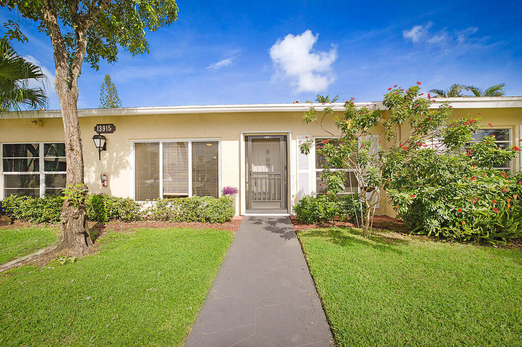 13915 Via Aurora , Delray Beach, FL 33484