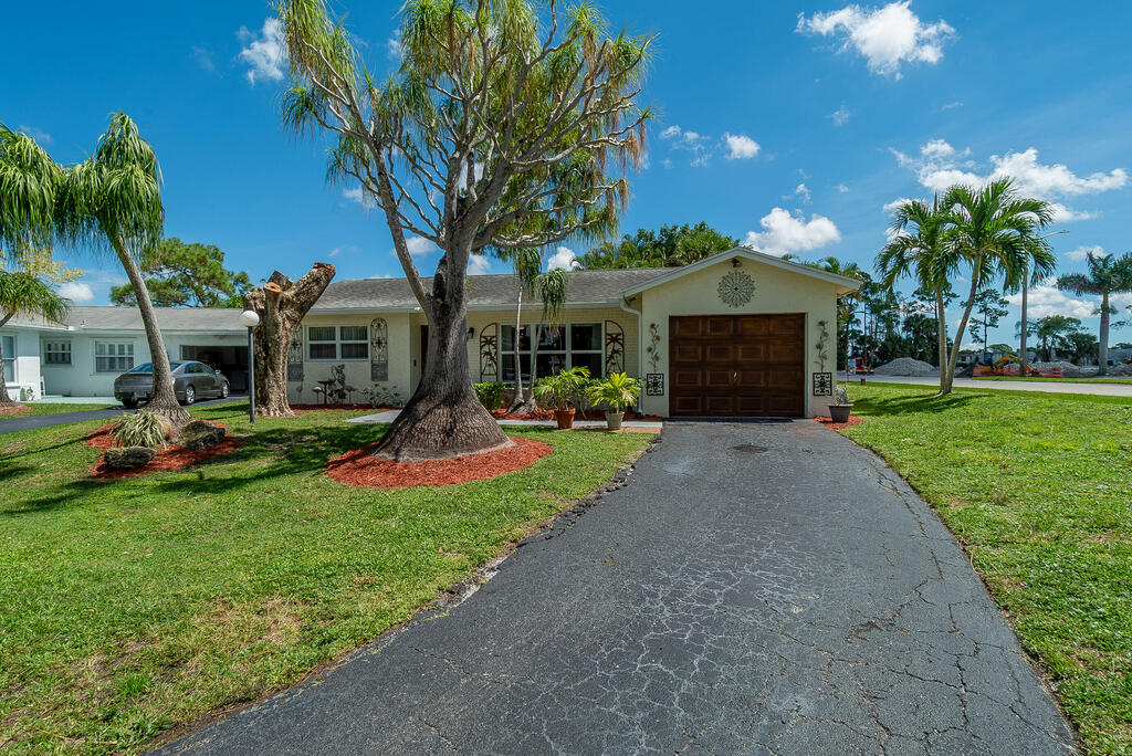 4524 Pine Park Drive, Lake Worth, FL 33467