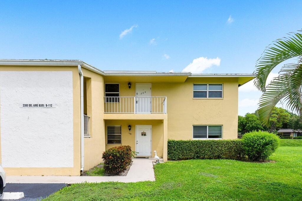 2300 Del Aire Boulevard, Delray Beach, FL 33445