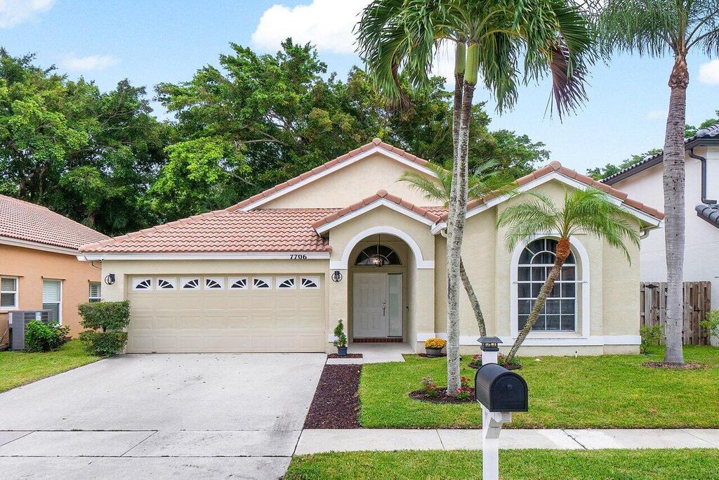 7706 Hoffy Circle, Lake Worth, FL 33467