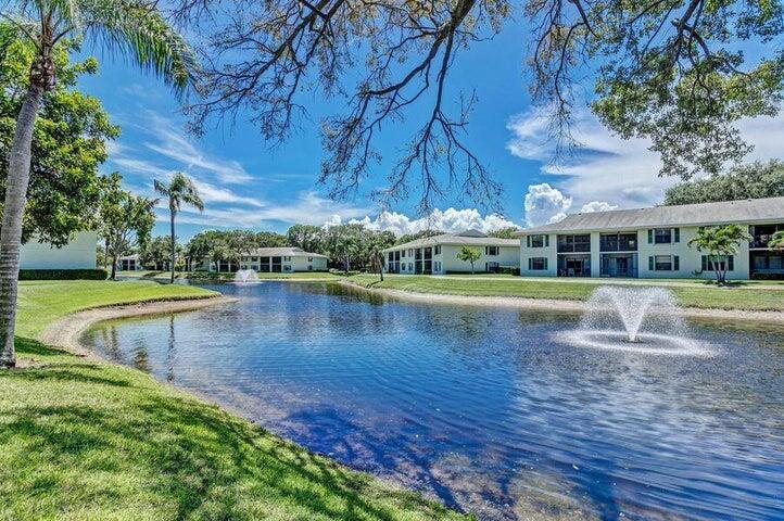 1801 Sabal Ridge Court, Palm Beach Gardens, FL 33418