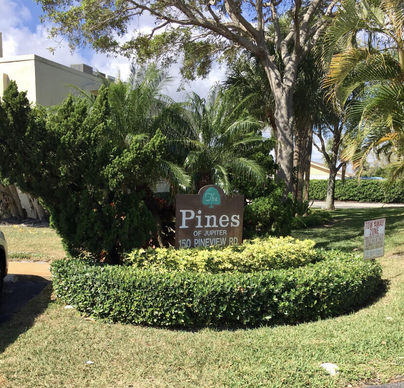 150 Pineview Road, Jupiter, FL 33469