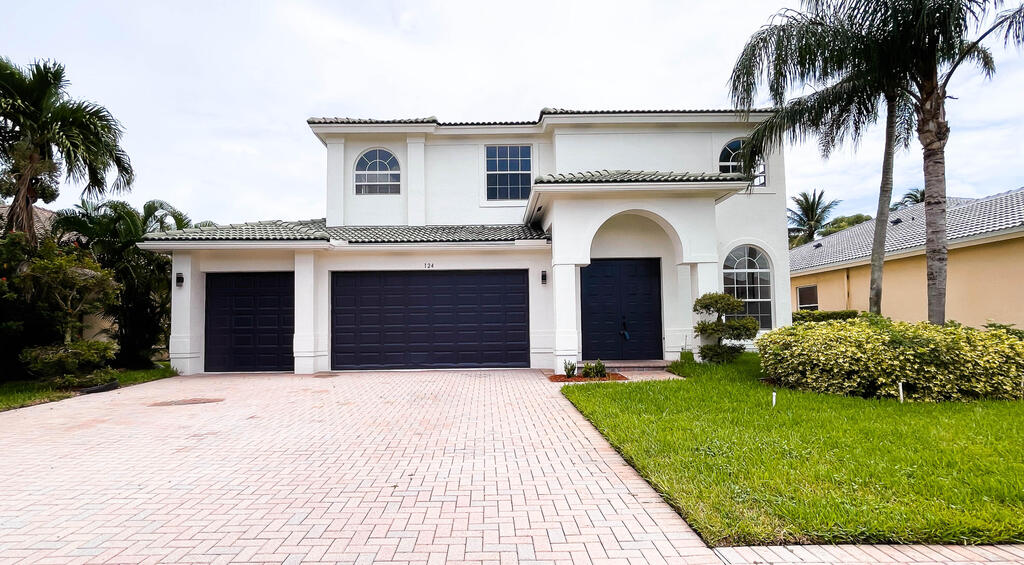 124 Bella Vista Way, Royal Palm Beach, FL 33411